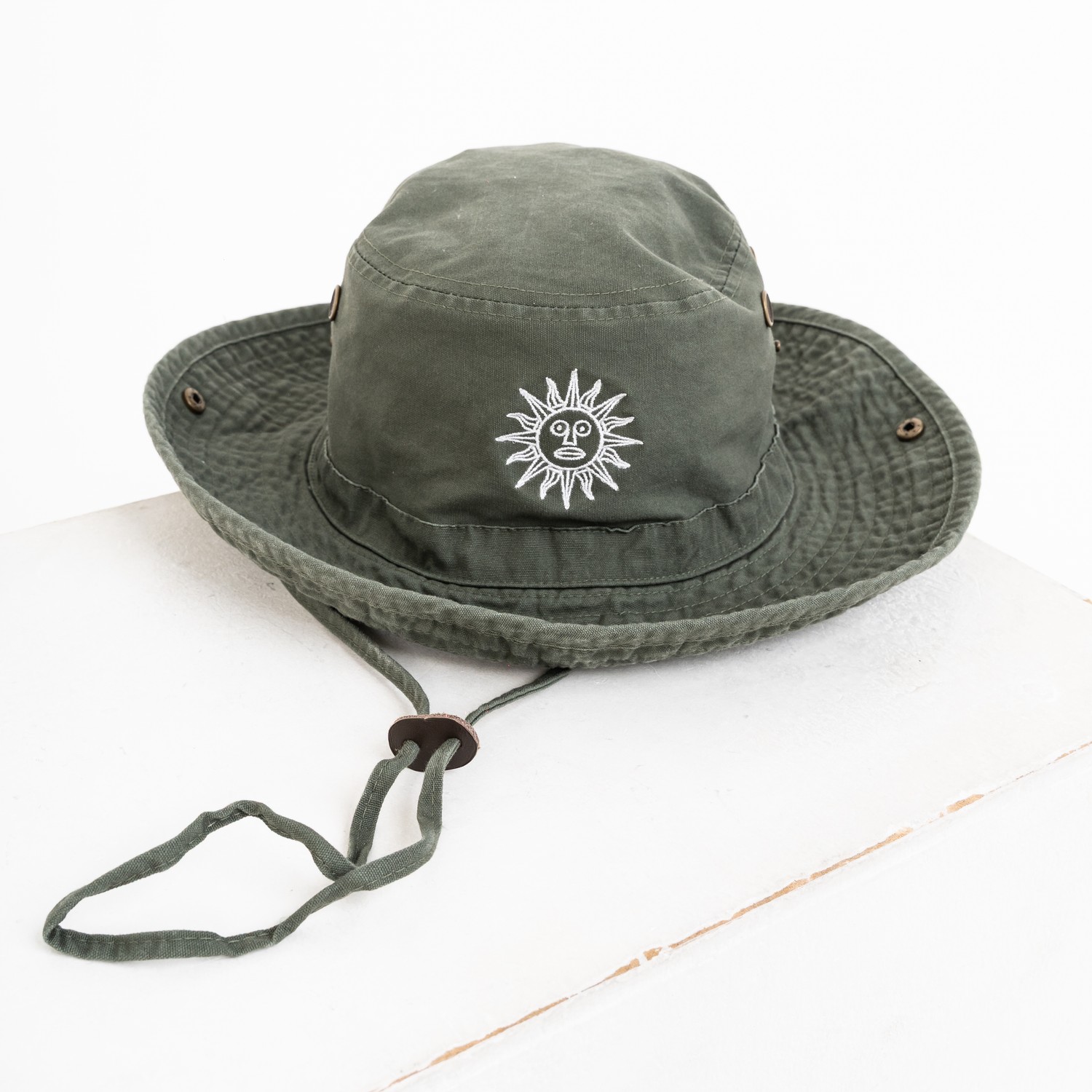 wahoutback01